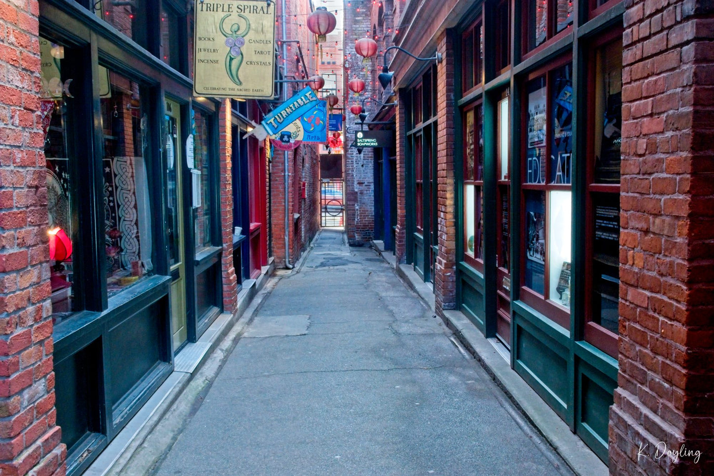 Fan Tan Alley