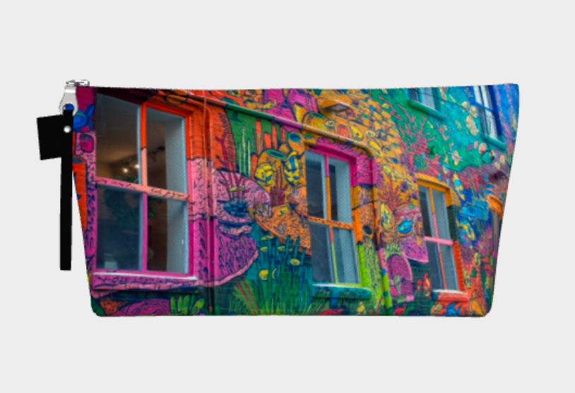 Graffiti Window Essential Pouch