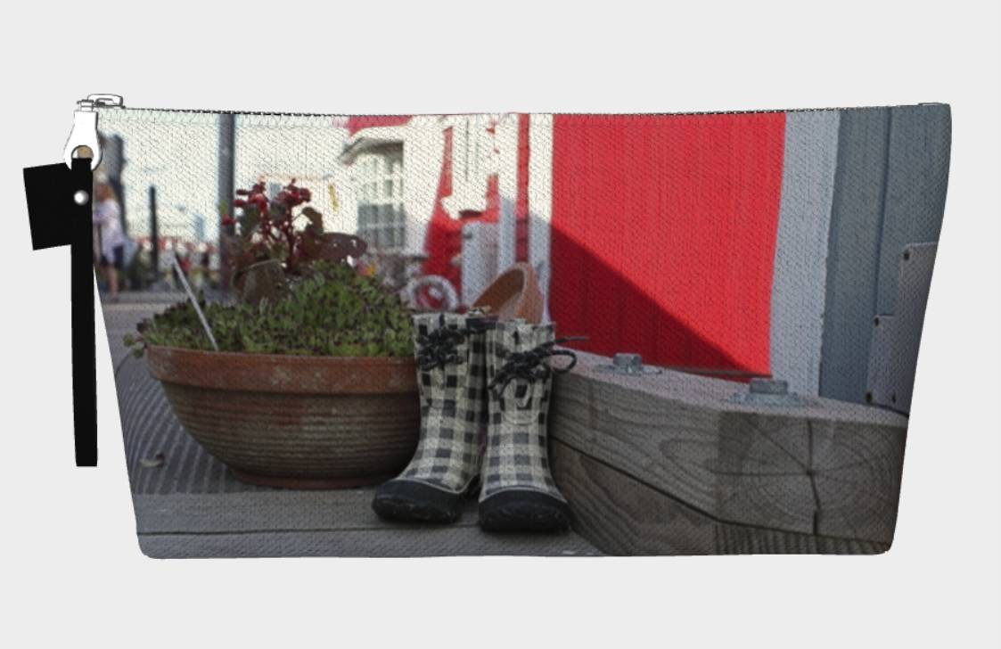 Puss n Boots Essential Pouch