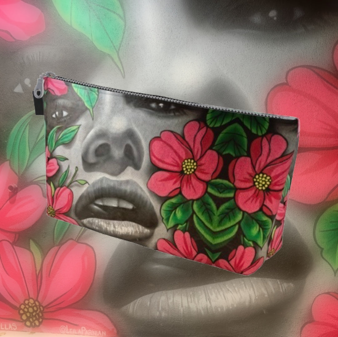 Floral Secret Essential Pouch